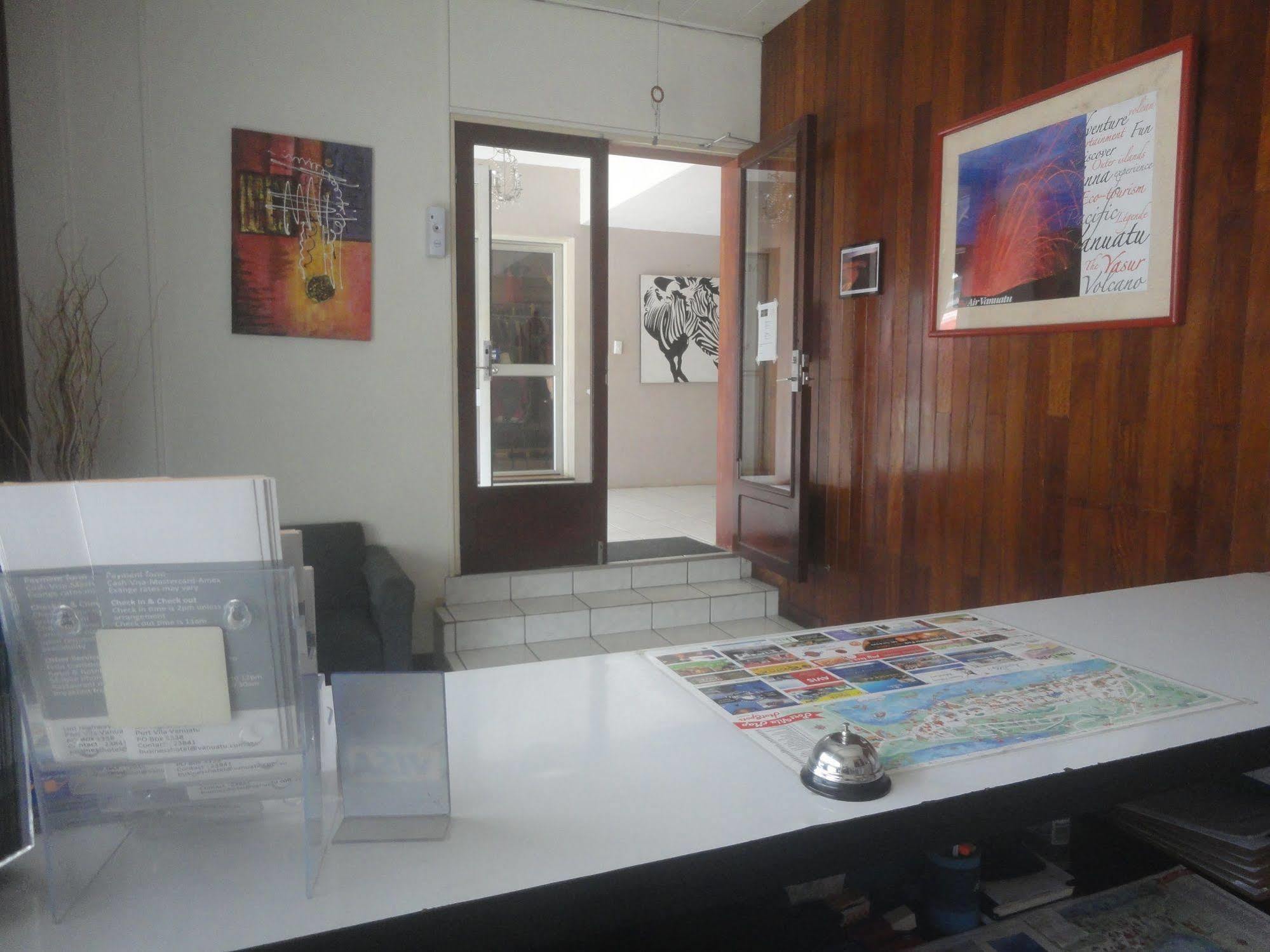 Hotel Olympic Port Vila Buitenkant foto